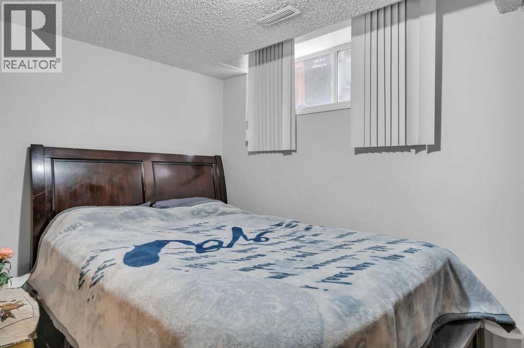 Photo 47 of 23 Marthas Way Ne, Calgary AB