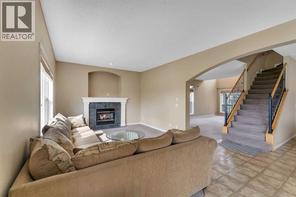 Photo 18 of 23 Marthas Way Ne, Calgary AB