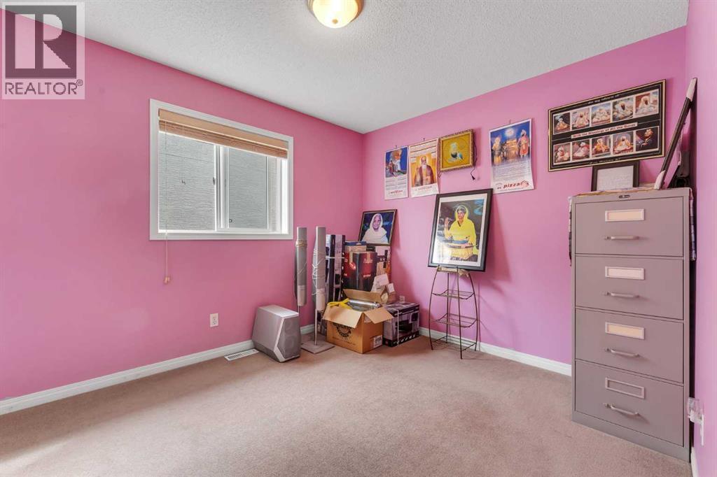 Photo 36 of 23 Marthas Way Ne, Calgary AB