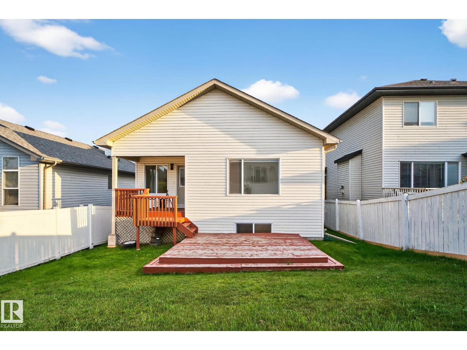 Photo 3 of 4308 155 Av Nw, Edmonton AB