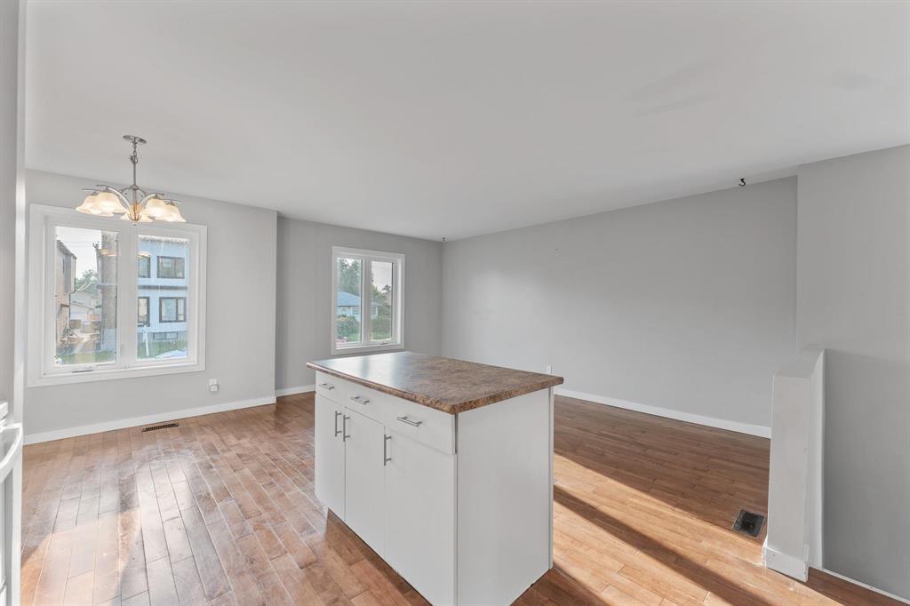Photo 7 of 411 Ferry Road, Winnipeg MB