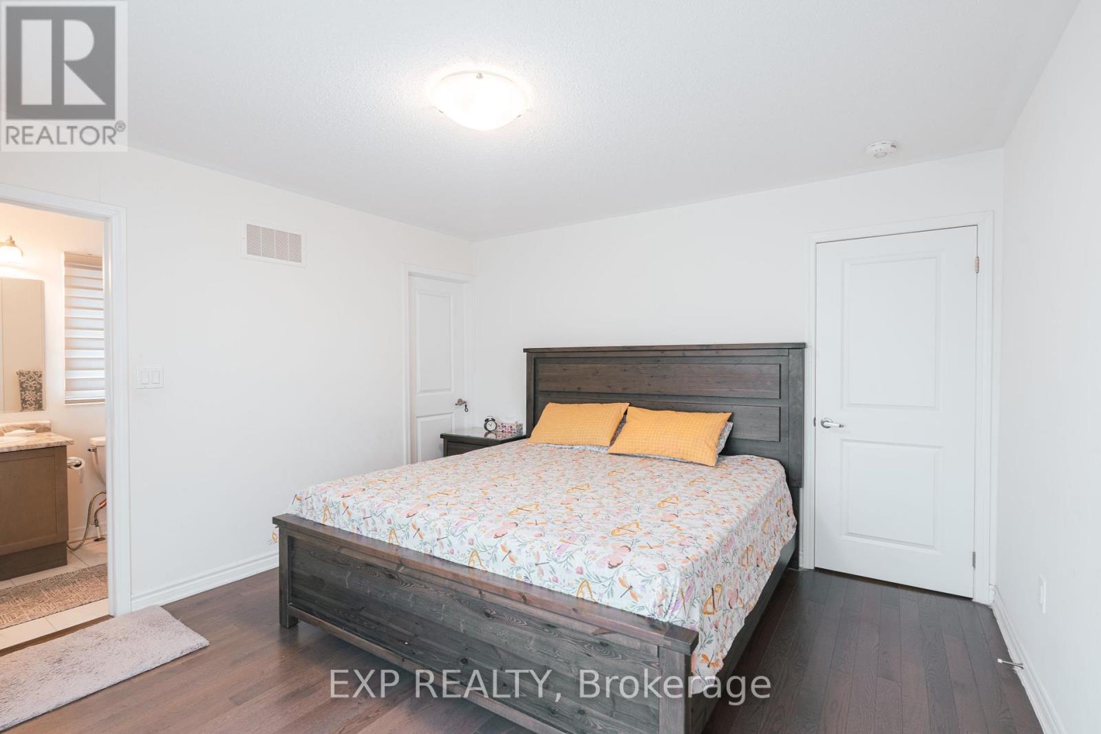 Photo 21 of 15 Fusilier Drive, Toronto ON