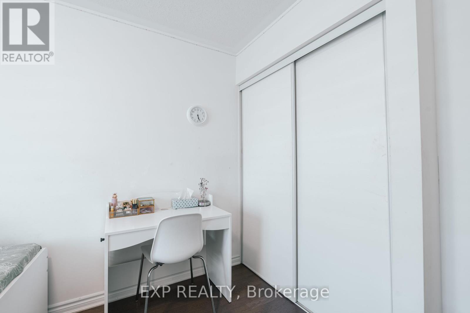 Photo 7 of 15 Fusilier Drive, Toronto ON
