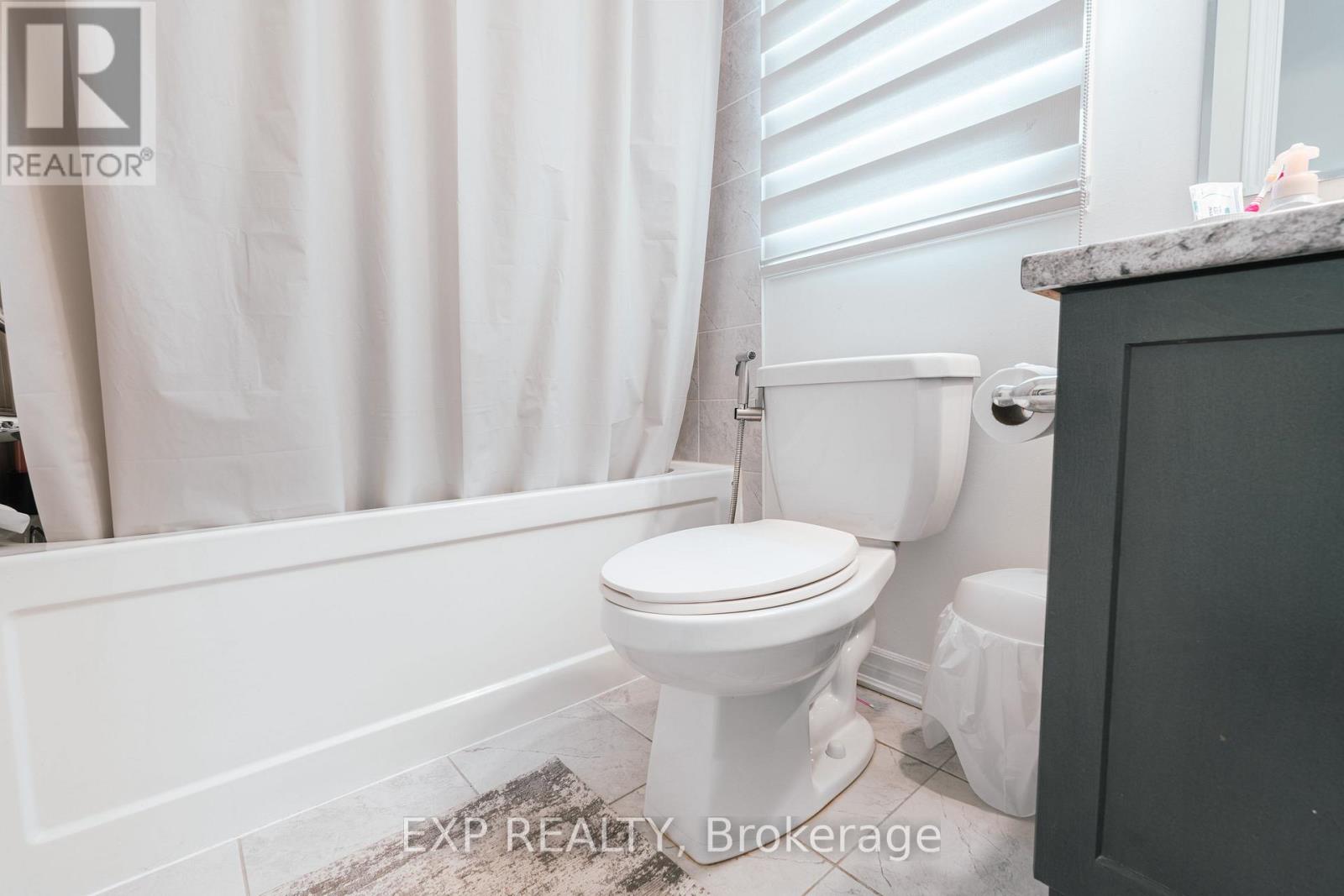 Photo 9 of 15 Fusilier Drive, Toronto ON