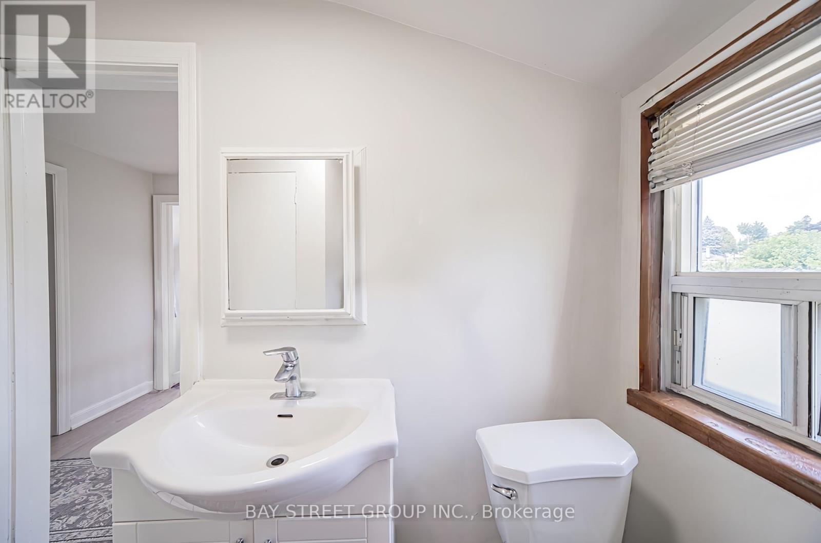 Photo 7 of 1 Datchet Road, Toronto ON