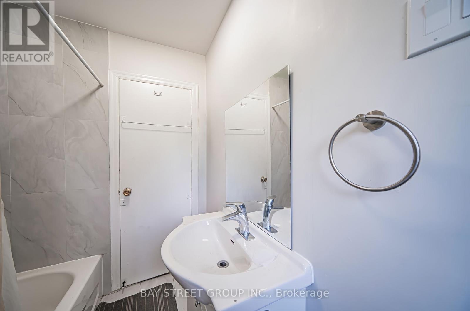 Photo 12 of 1 Datchet Road, Toronto ON
