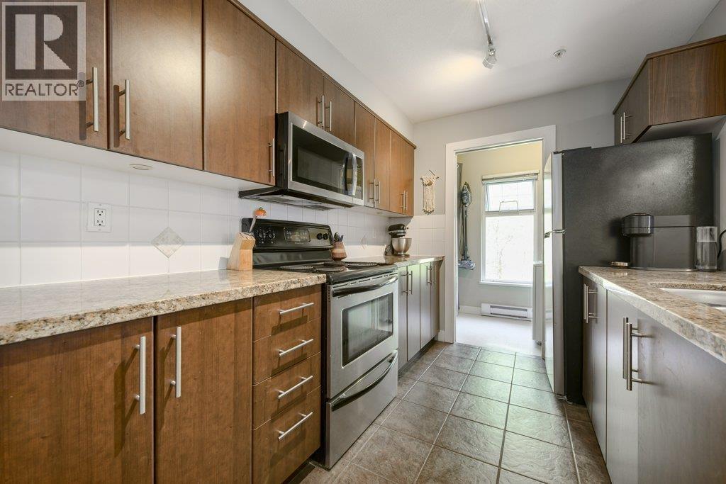 Photo 5 of 207 3240 St Johns Street, Port Moody BC