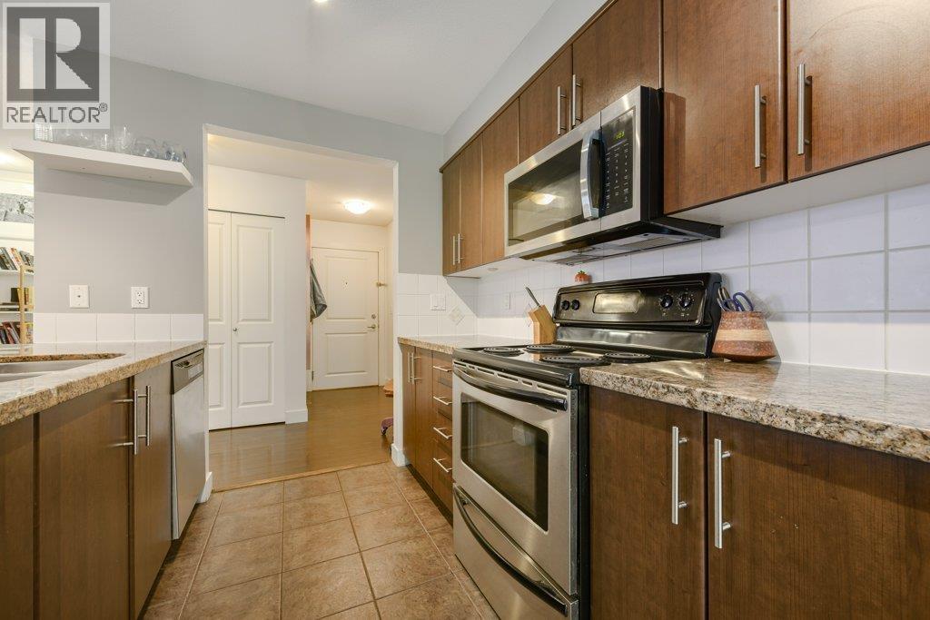 Photo 6 of 207 3240 St Johns Street, Port Moody BC