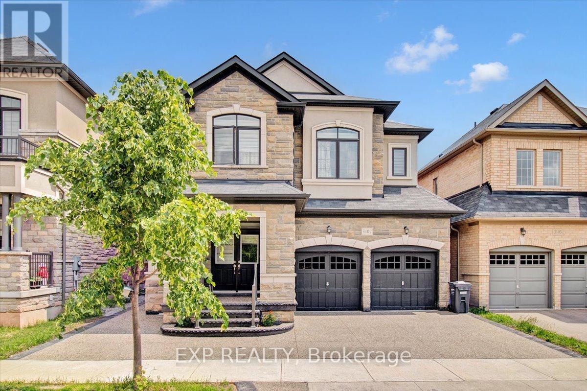Photo 1 of 3107 Streamwood Passage Pass, Oakville ON