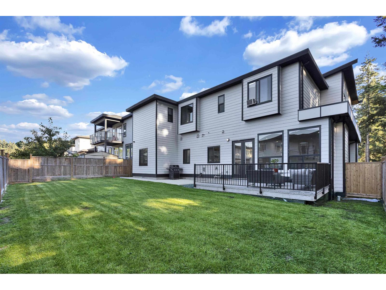 Photo 37 of 19691 32 A Avenue, Langley BC