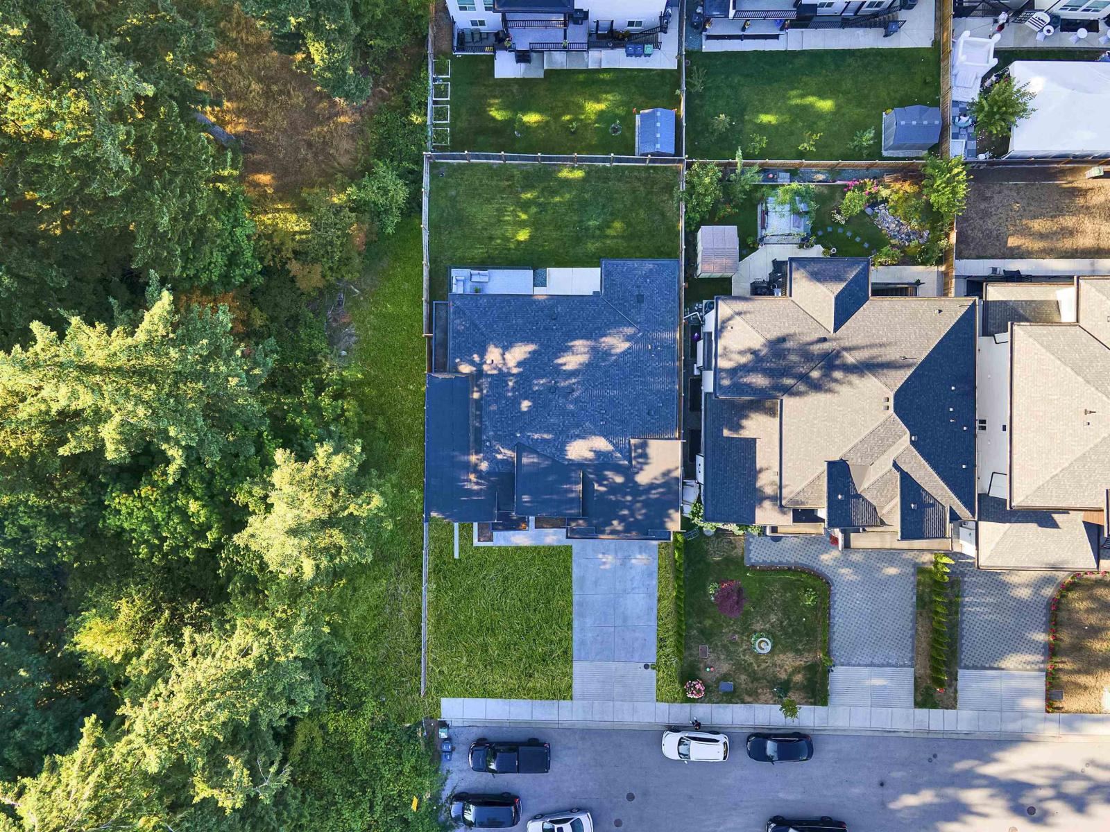 Photo 4 of 19691 32 A Avenue, Langley BC