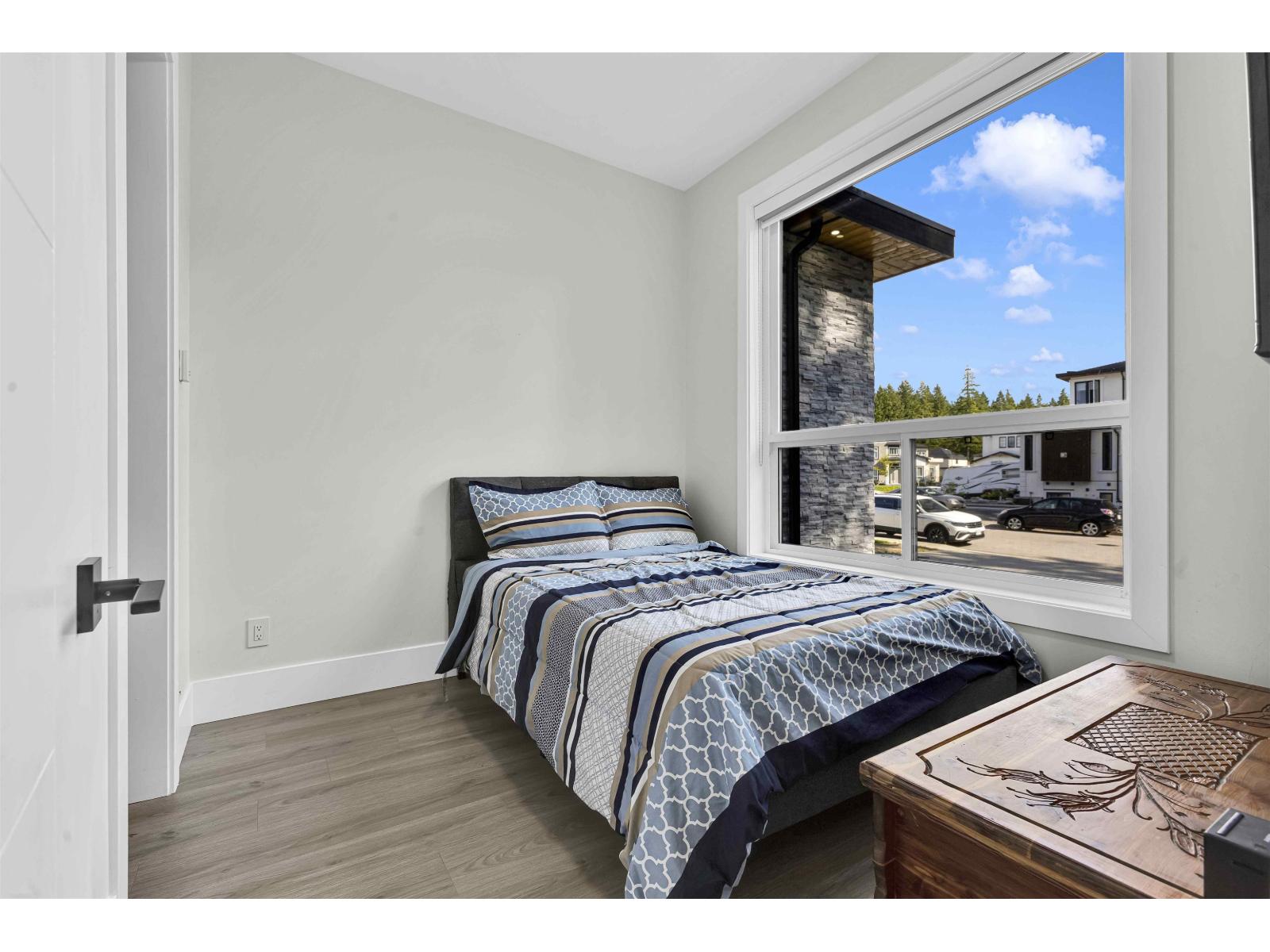 Photo 10 of 19691 32 A Avenue, Langley BC