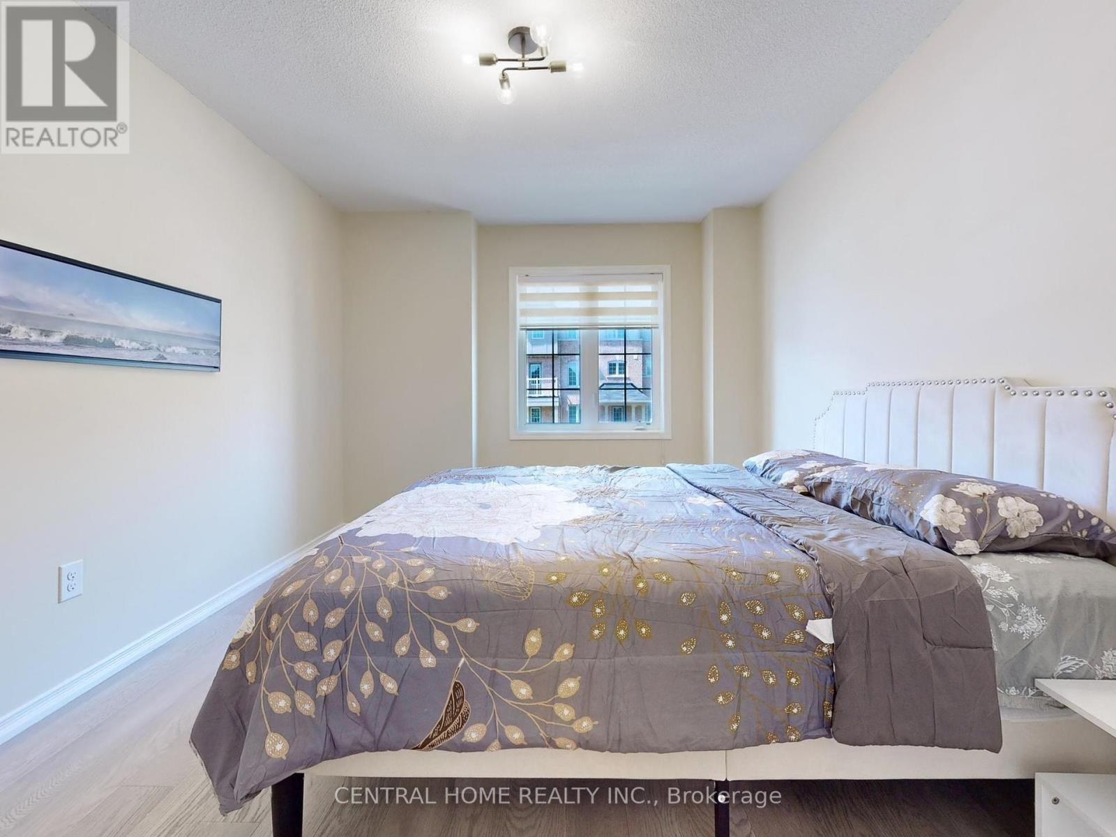 Photo 2 of 19 Camilleri Road, Ajax ON