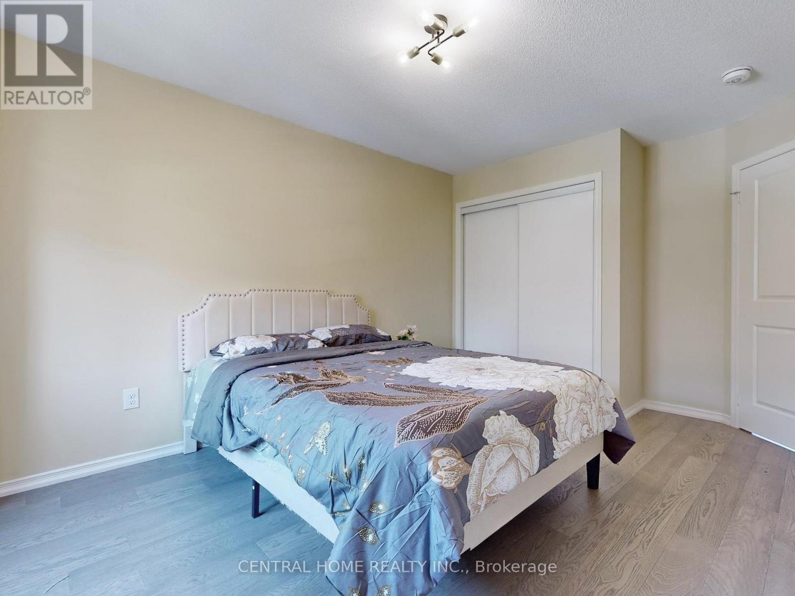 Photo 18 of 19 Camilleri Road, Ajax ON