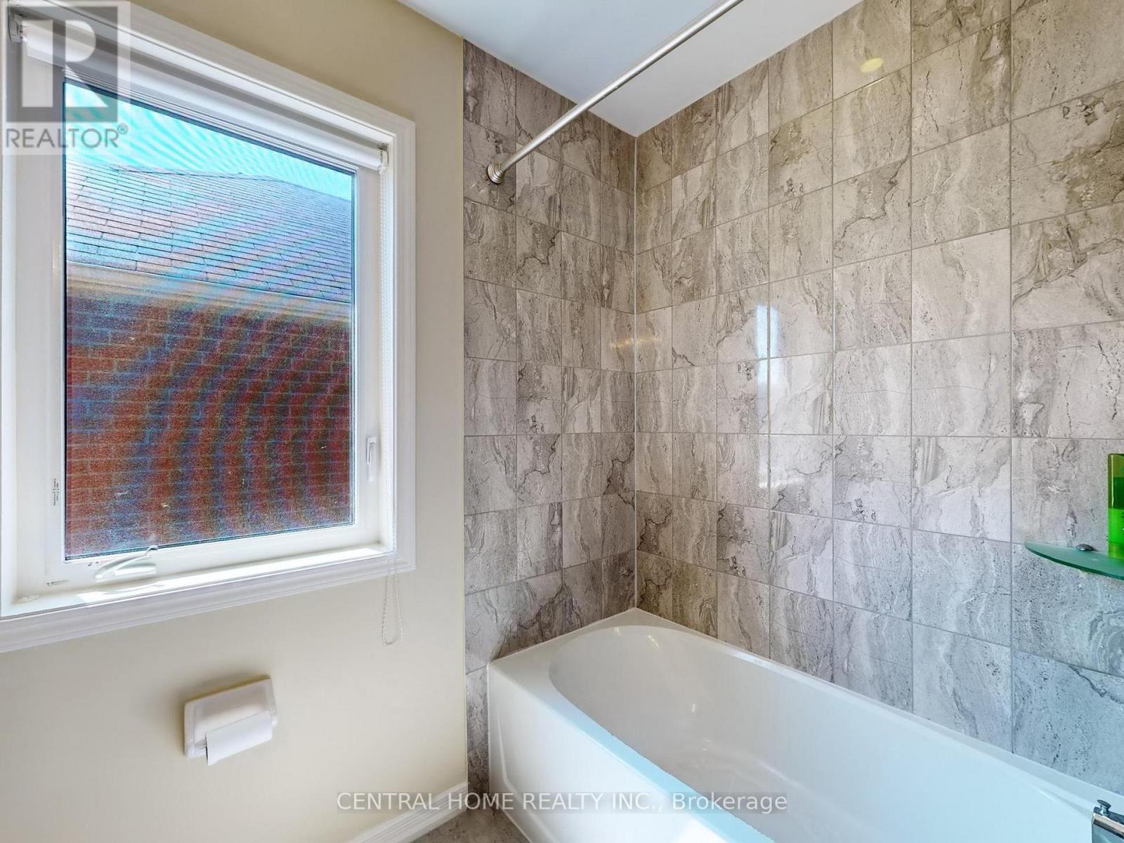 Photo 21 of 19 Camilleri Road, Ajax ON