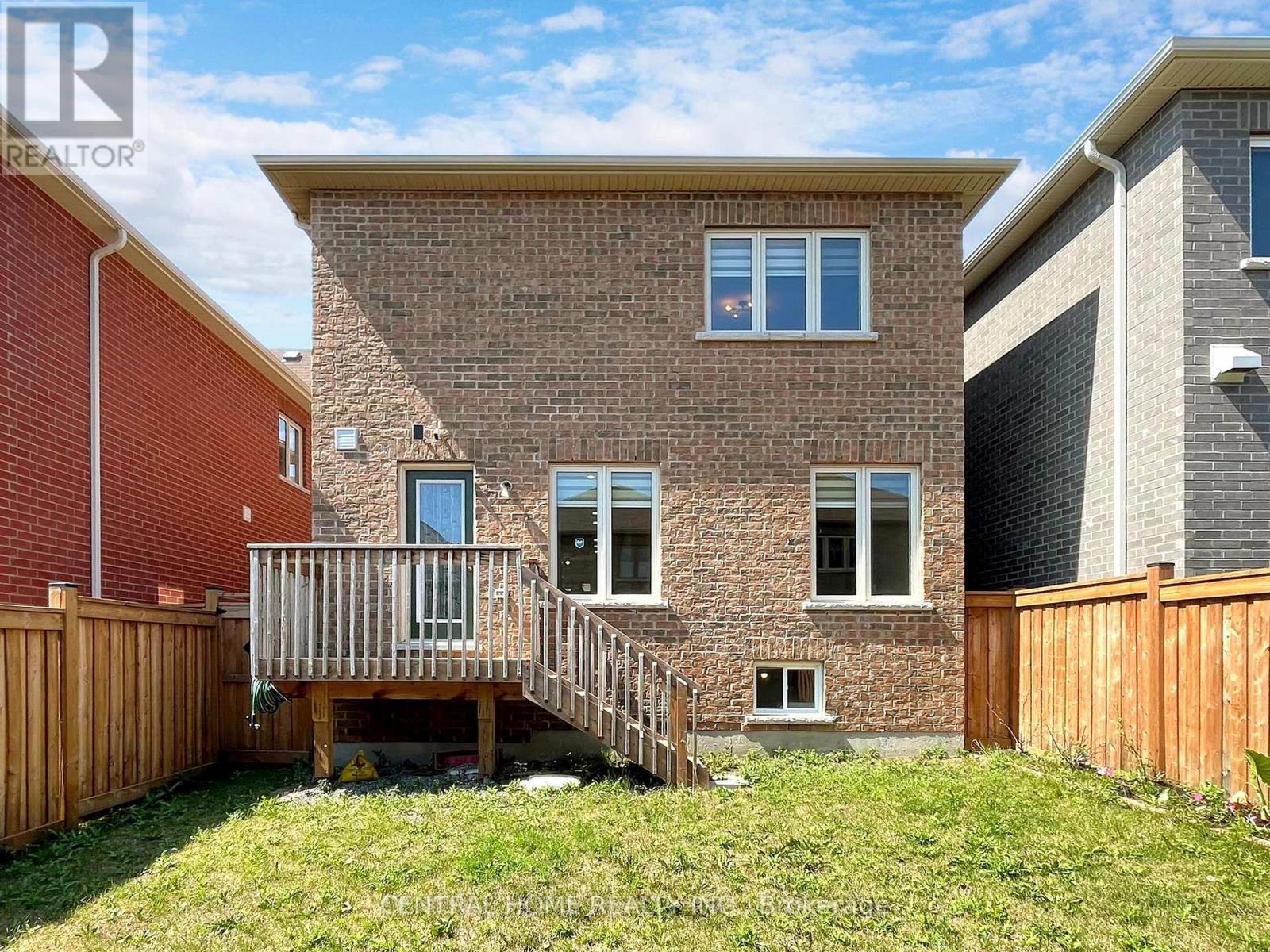 Photo 12 of 19 Camilleri Road, Ajax ON