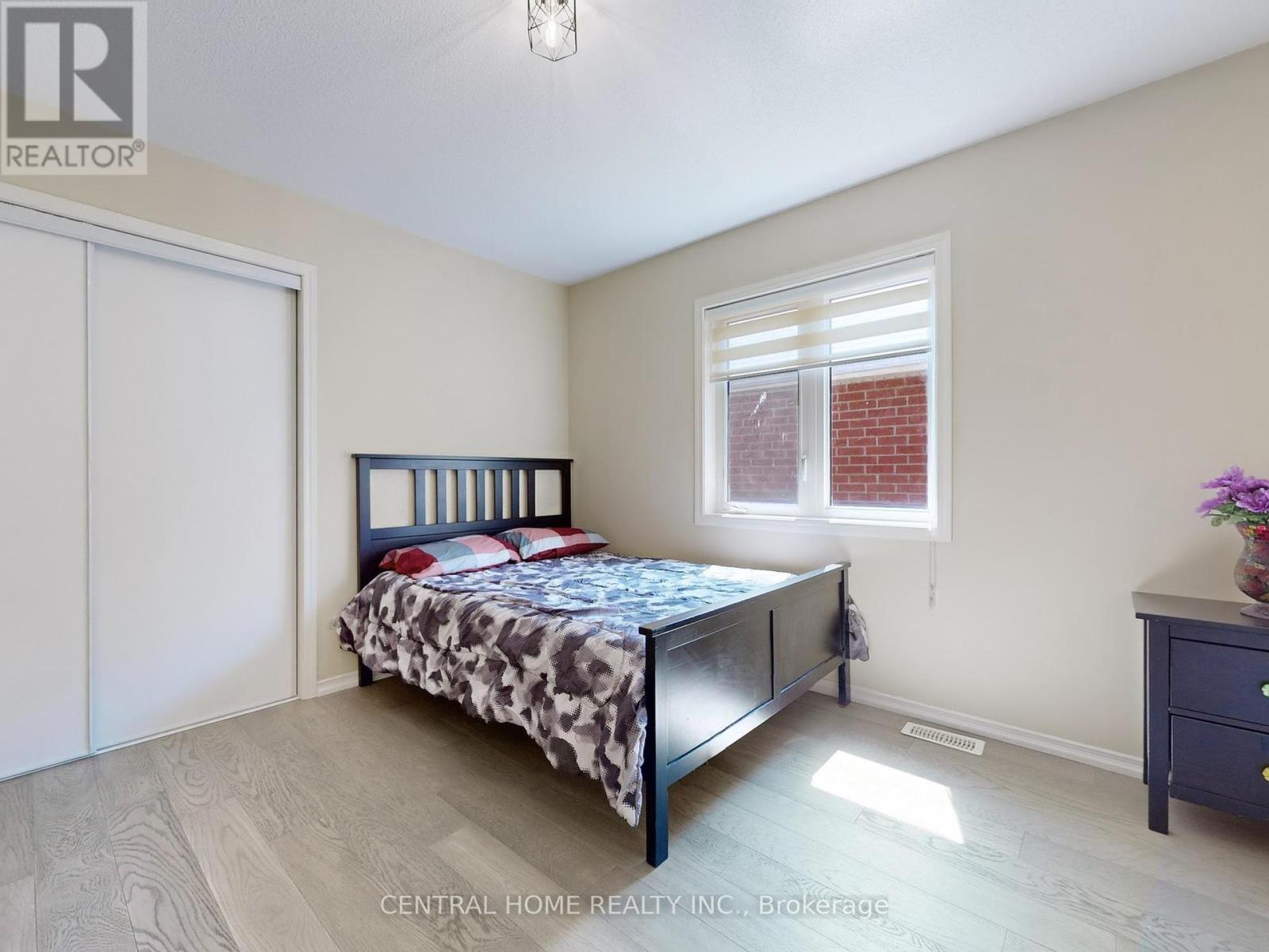 Photo 1 of 19 Camilleri Road, Ajax ON