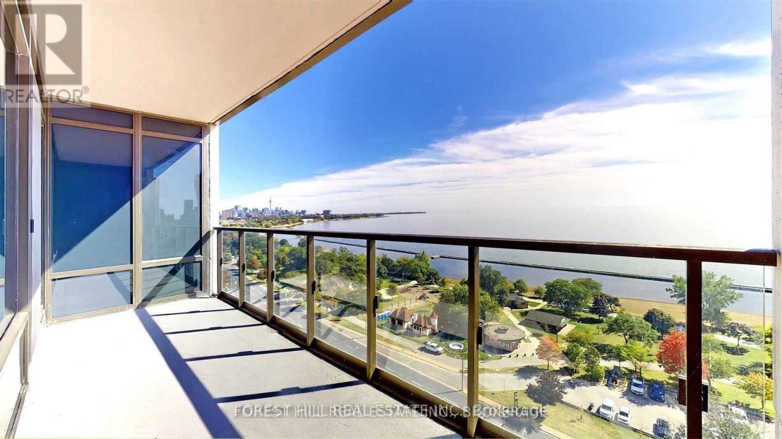 Photo 14 of 1707 1926 Lake Shore Boulevard W, Toronto ON