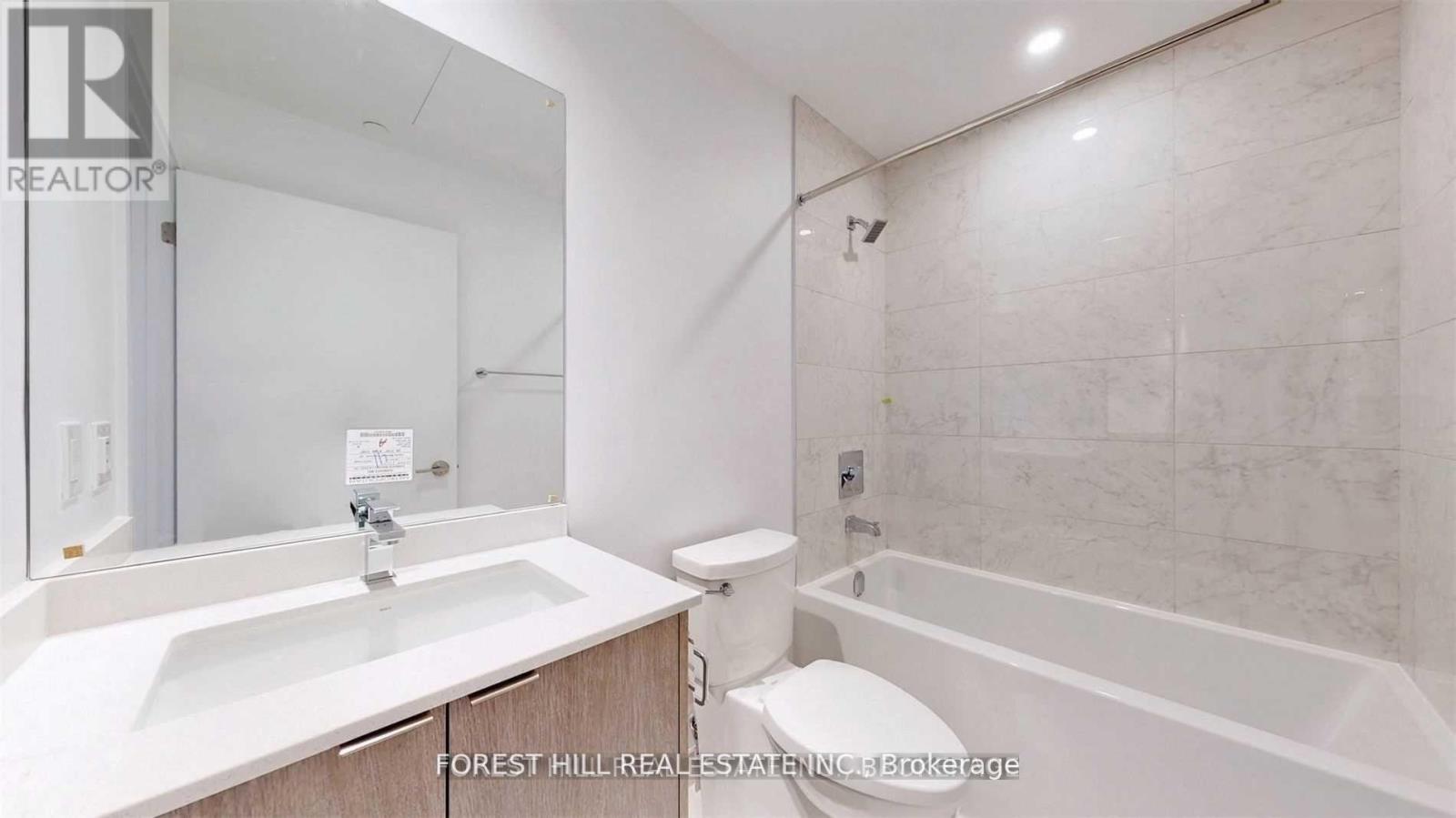 Photo 10 of 4108 1926 Lake Shore Boulevard W, Toronto ON