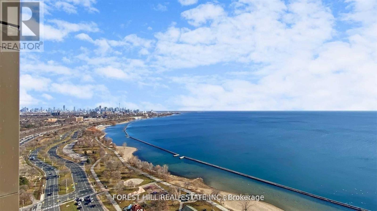 Photo 13 of 4108 1926 Lake Shore Boulevard W, Toronto ON