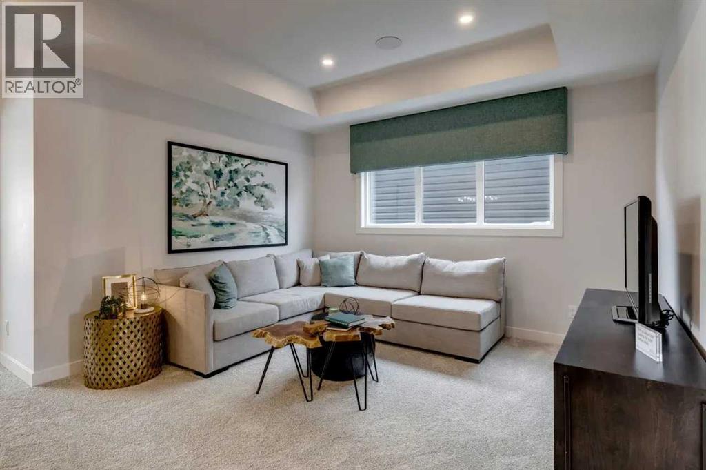 Photo 14 of 23 Creekstone Green Sw, Calgary AB