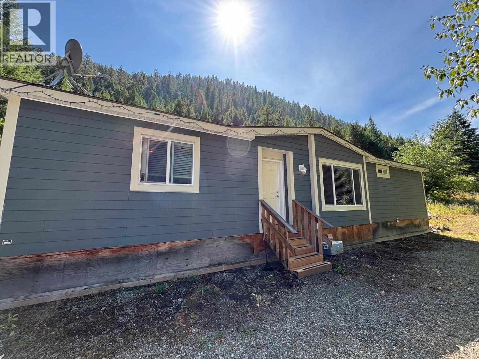 3520 33 Highway - 21