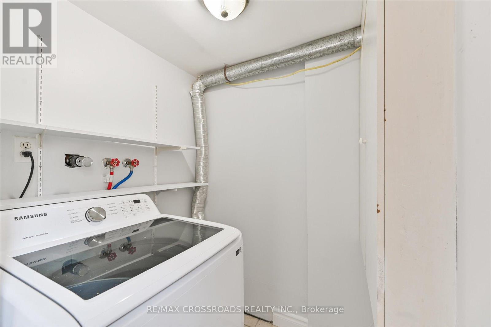 Photo 16 of 269 Ontario Street, Toronto ON