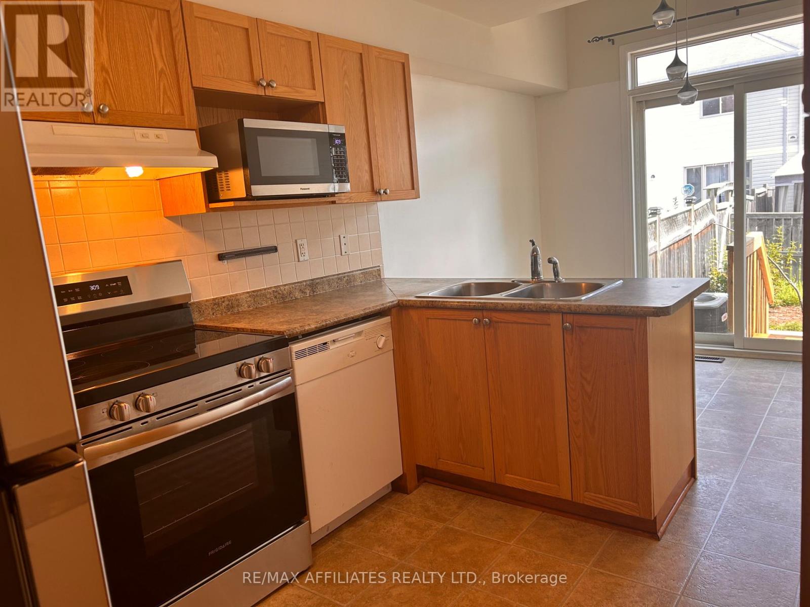 Photo 31 of 1008 Klondike Road, Ottawa ON