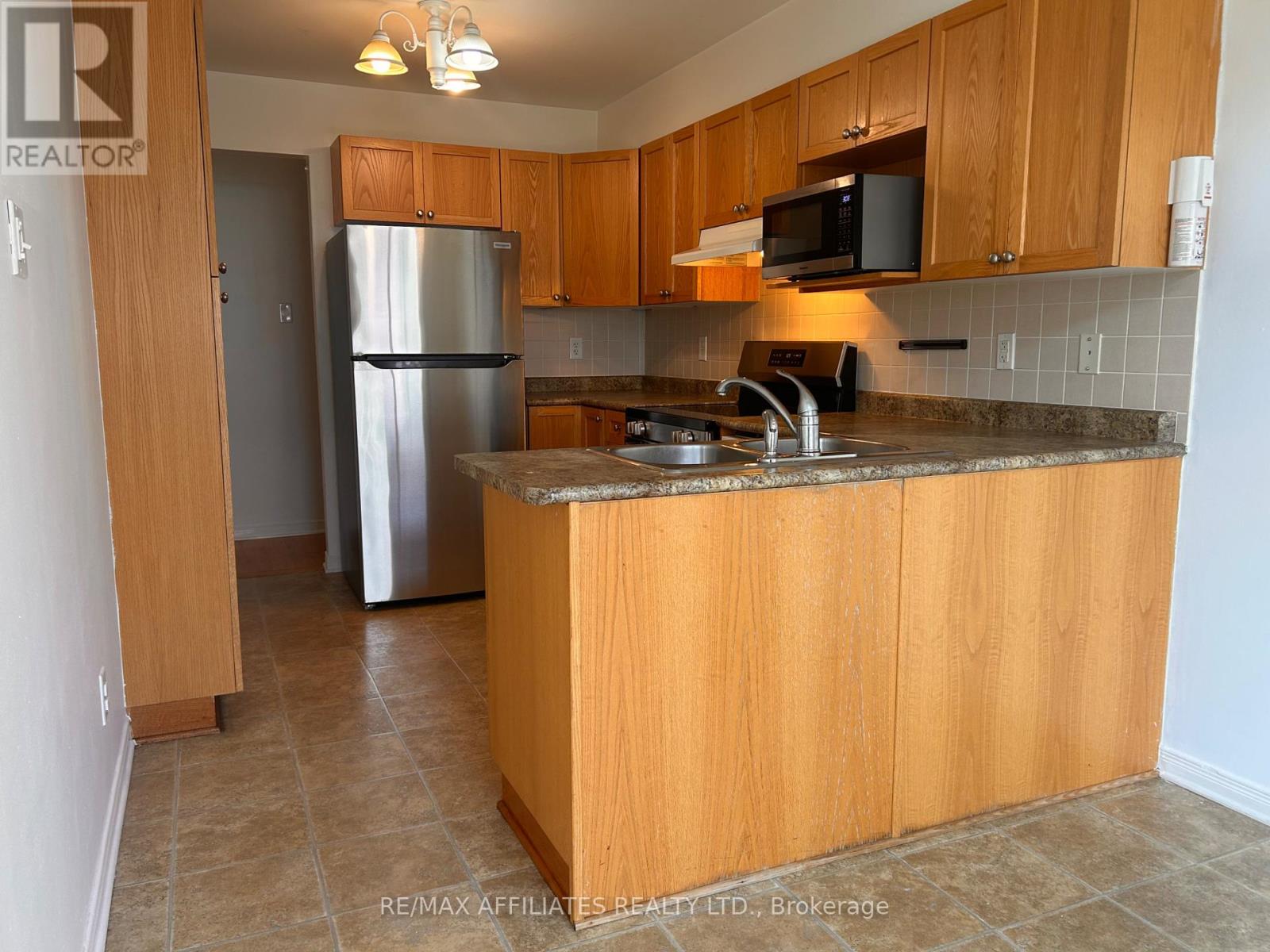 Photo 25 of 1008 Klondike Road, Ottawa ON
