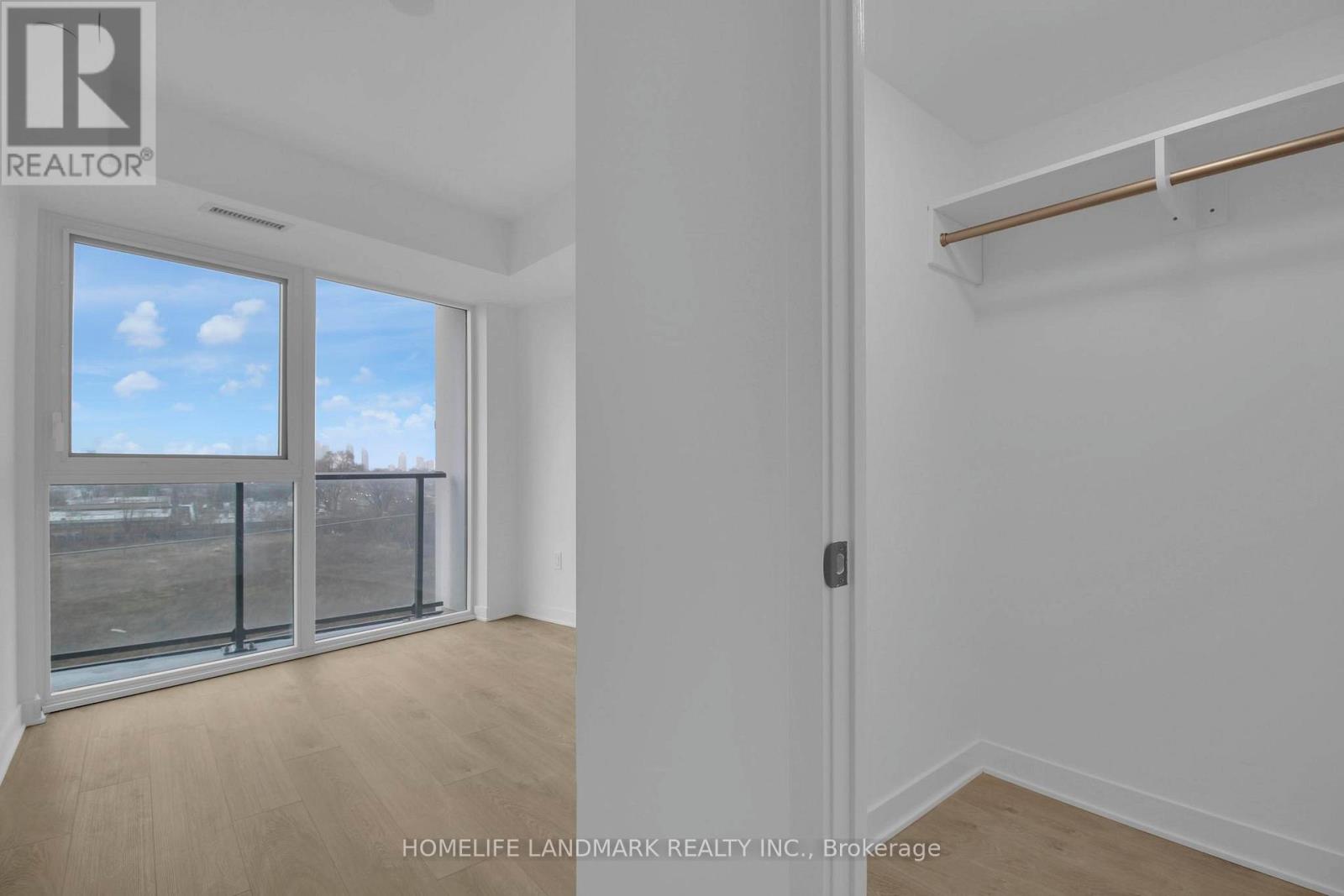 Photo 11 of 522 36 Zorra Street, Toronto ON