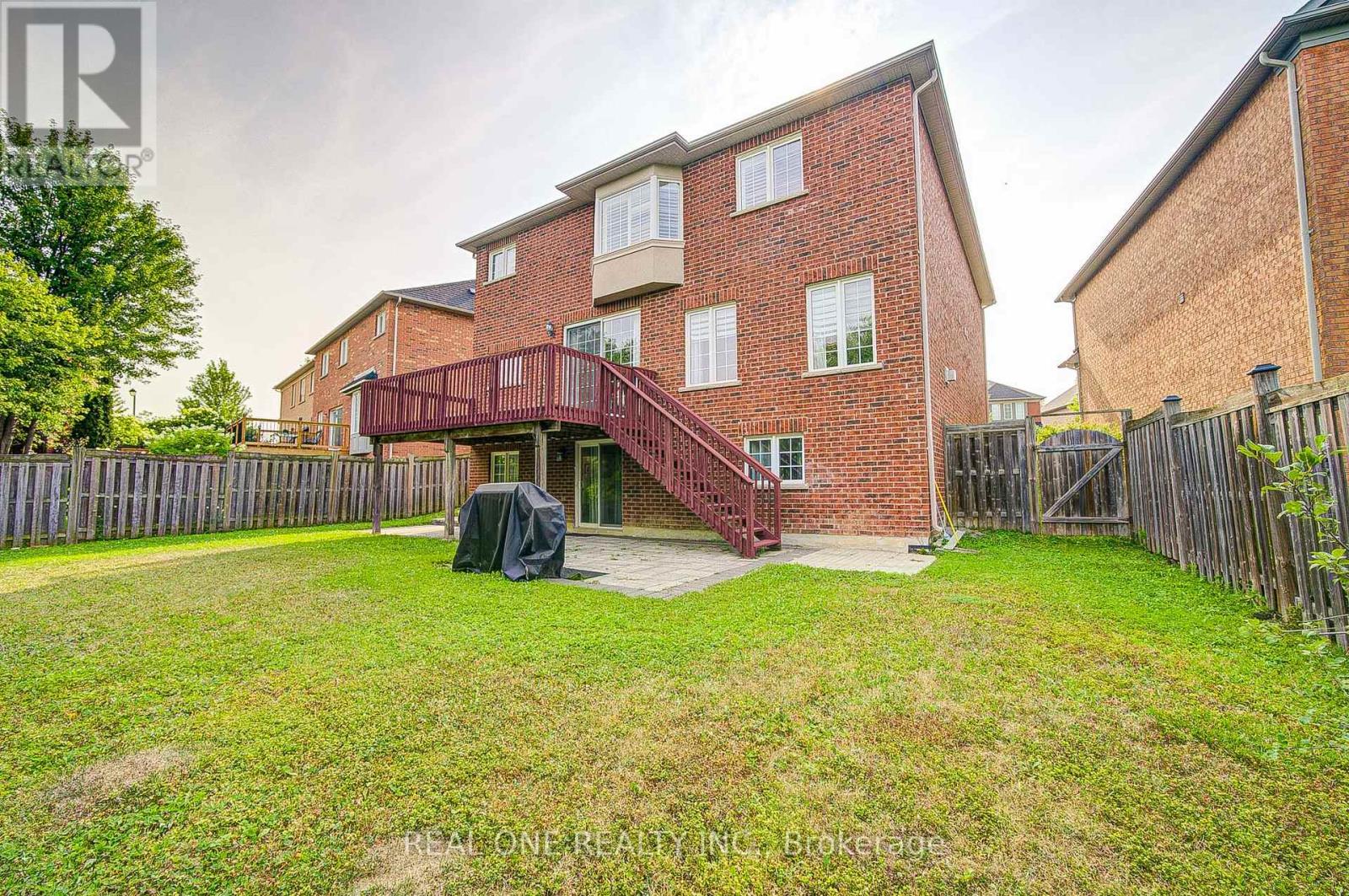 Photo 28 of 21 Moraine Ridge Drive, Richmond Hill ON