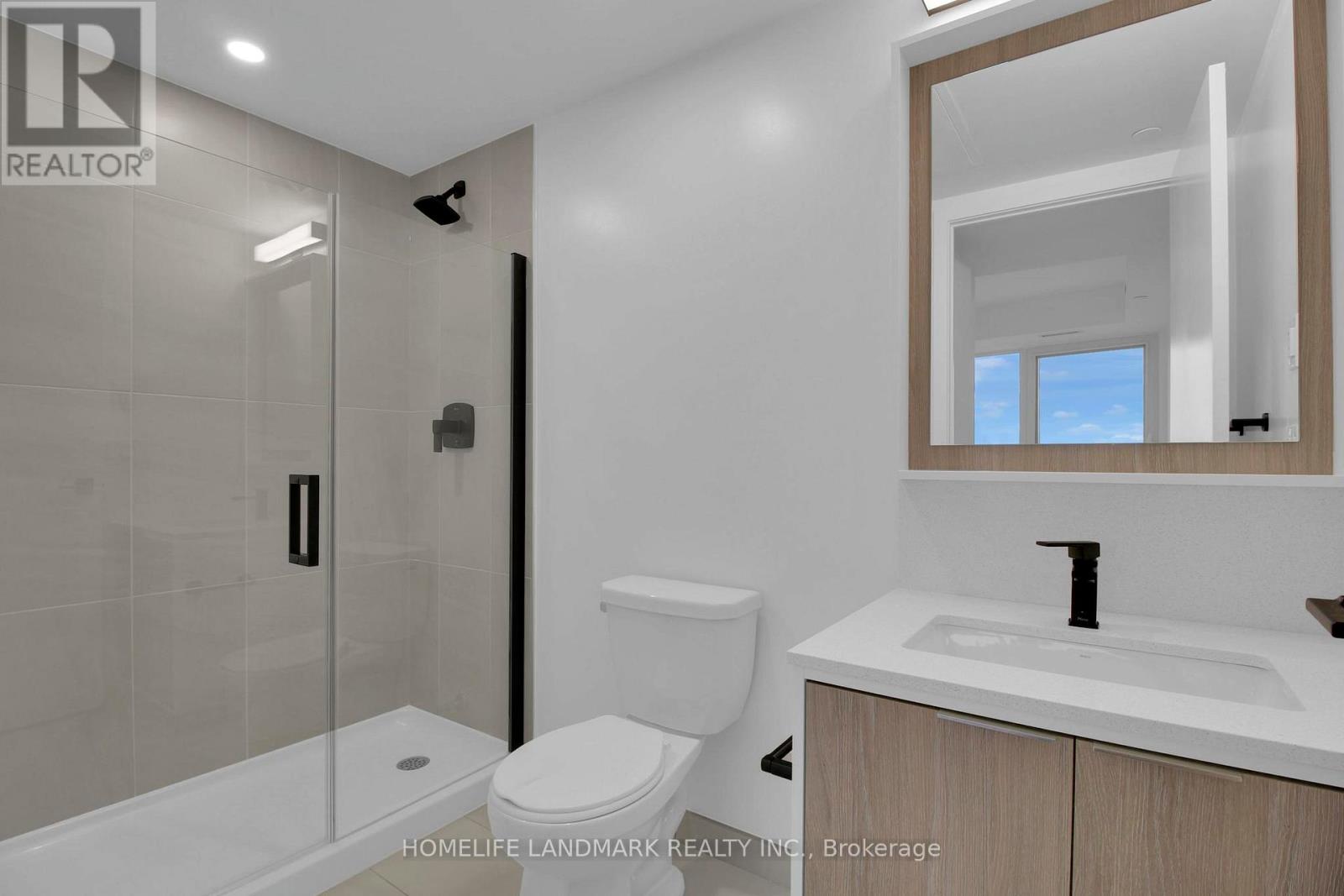 Photo 10 of 522 36 Zorra Street, Toronto ON