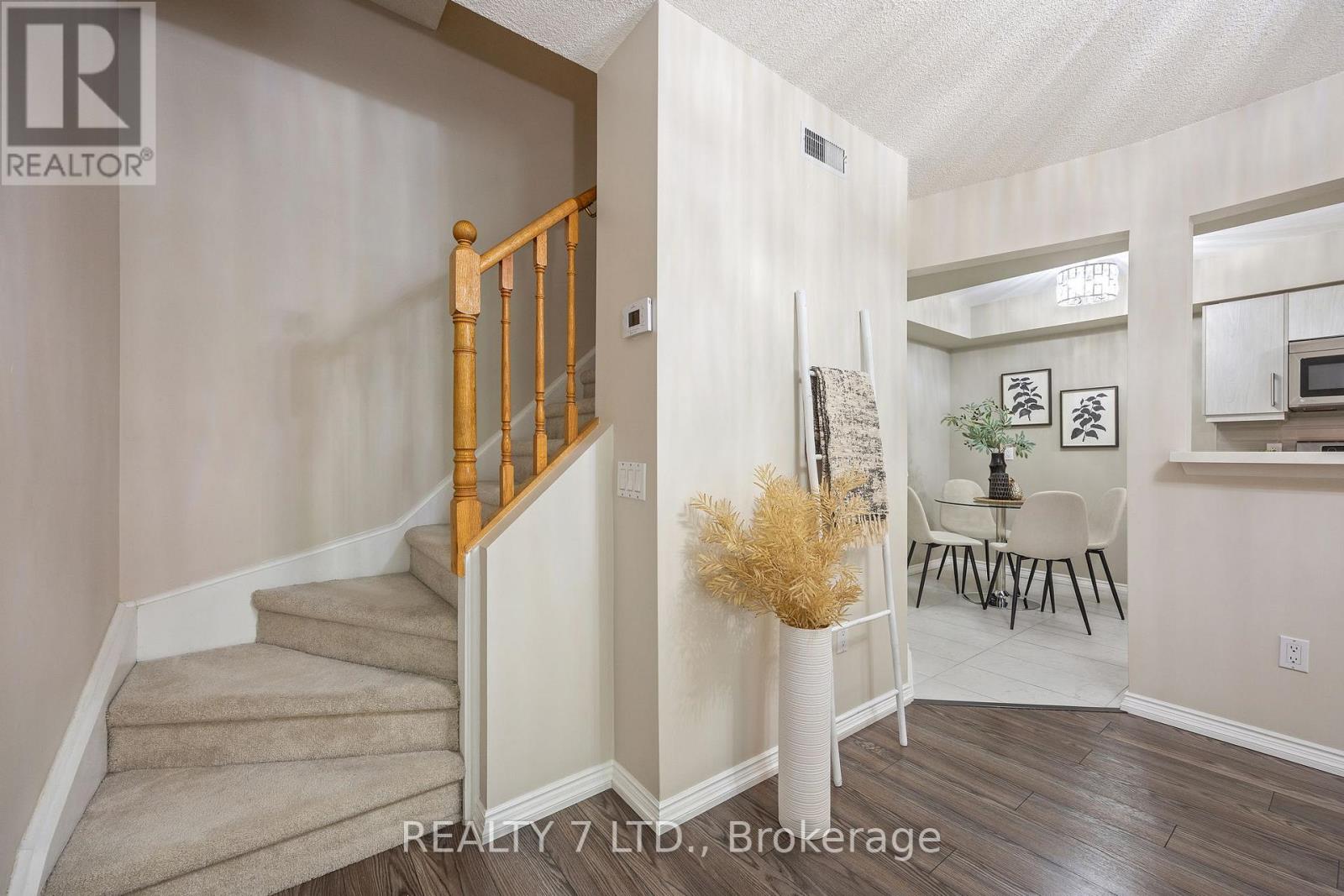 Photo 26 of 809 900 Steeles Avenue W, Vaughan ON