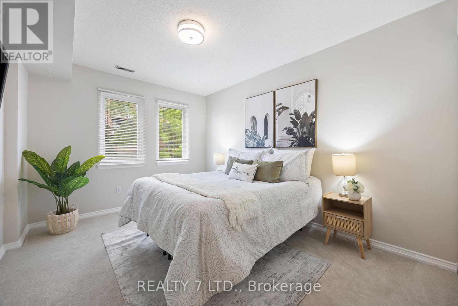 Photo 22 of 809 900 Steeles Avenue W, Vaughan ON