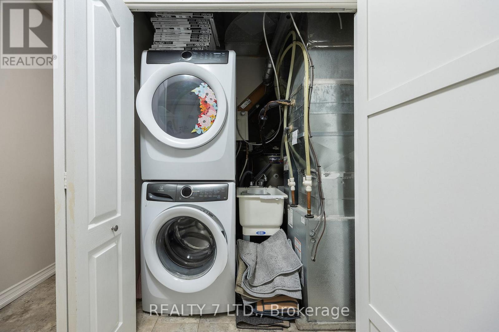 Photo 31 of 809 900 Steeles Avenue W, Vaughan ON