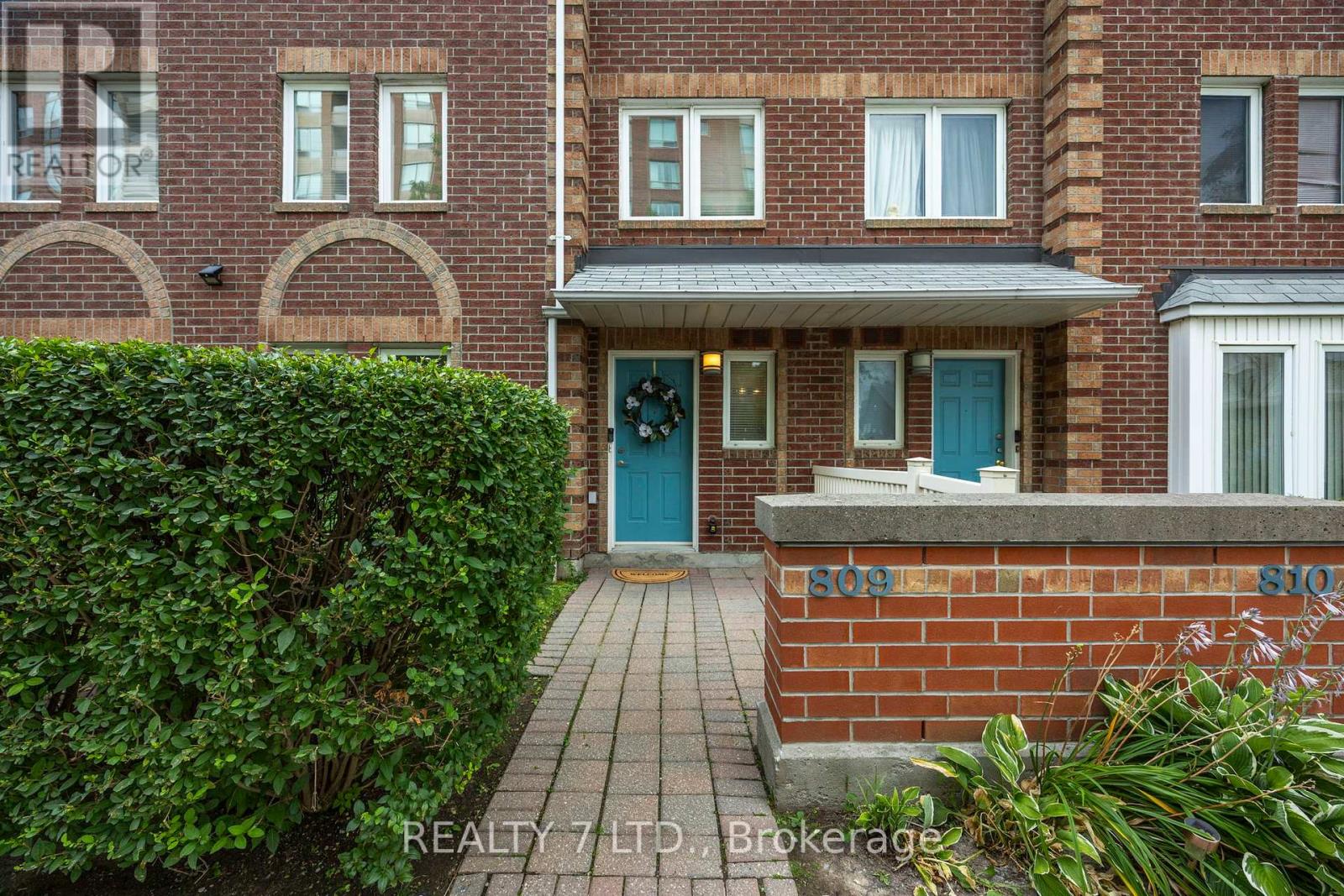 Photo 36 of 809 900 Steeles Avenue W, Vaughan ON