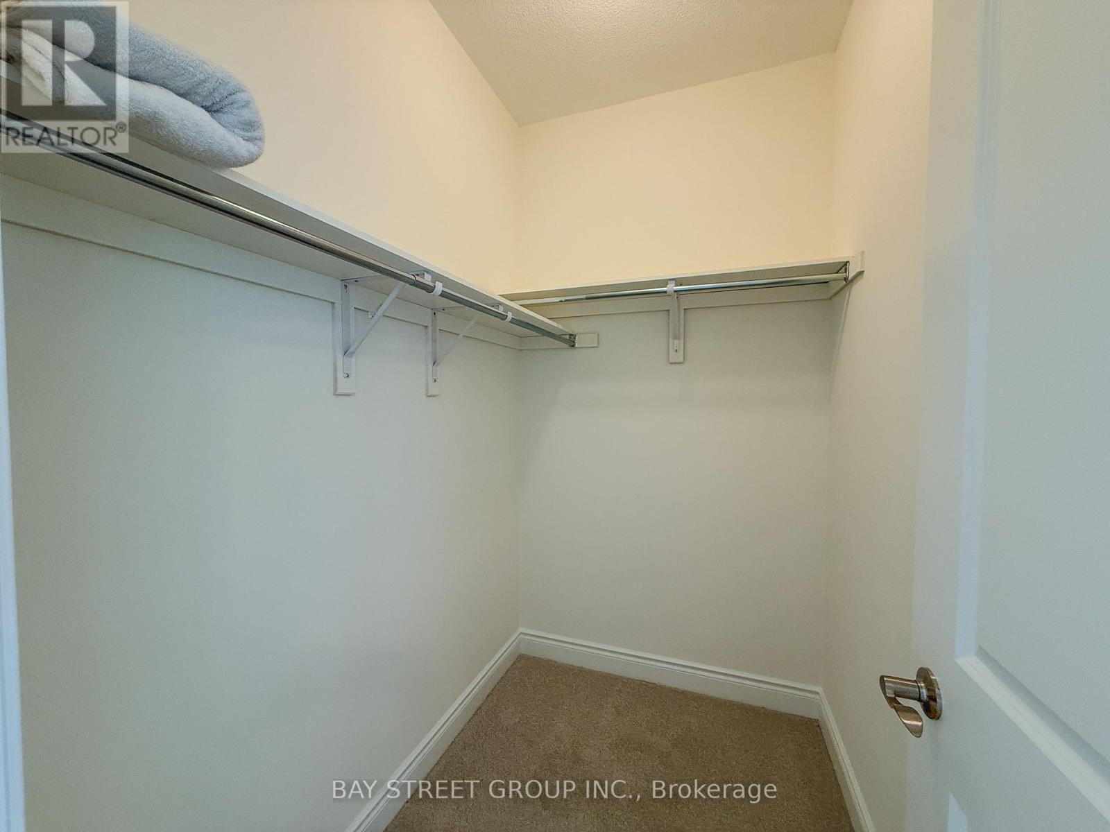 Photo 16 of 18 Shelson Place, Georgina ON