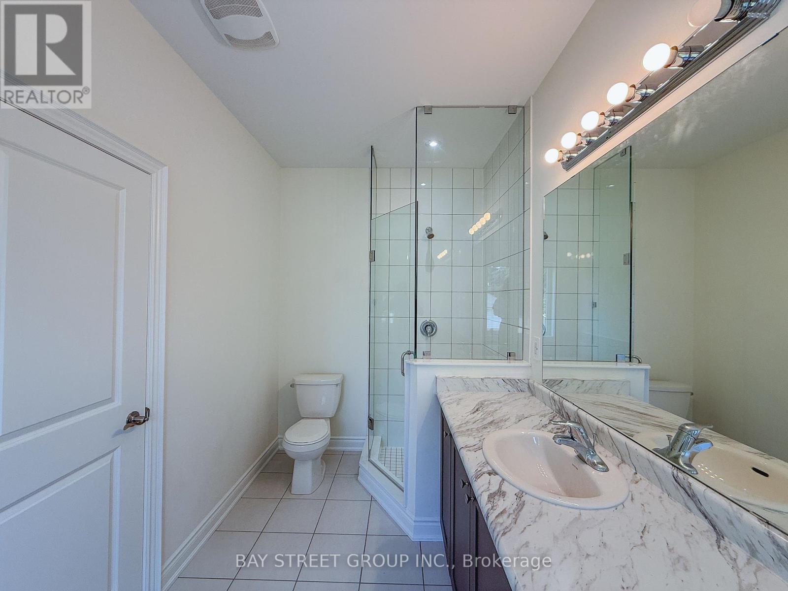 Photo 17 of 18 Shelson Place, Georgina ON