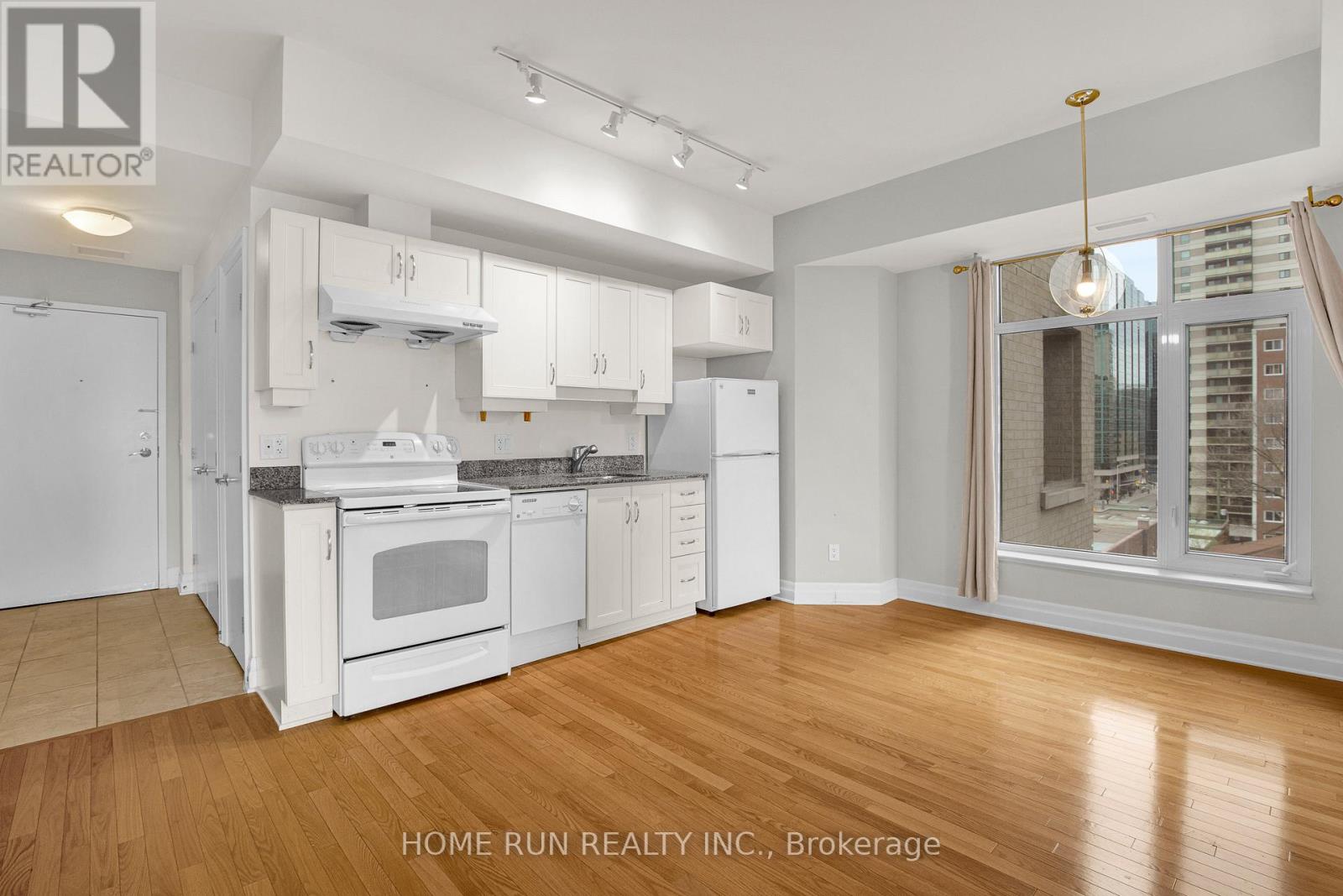 Photo 15 of 708 245 Kent Street, Ottawa ON