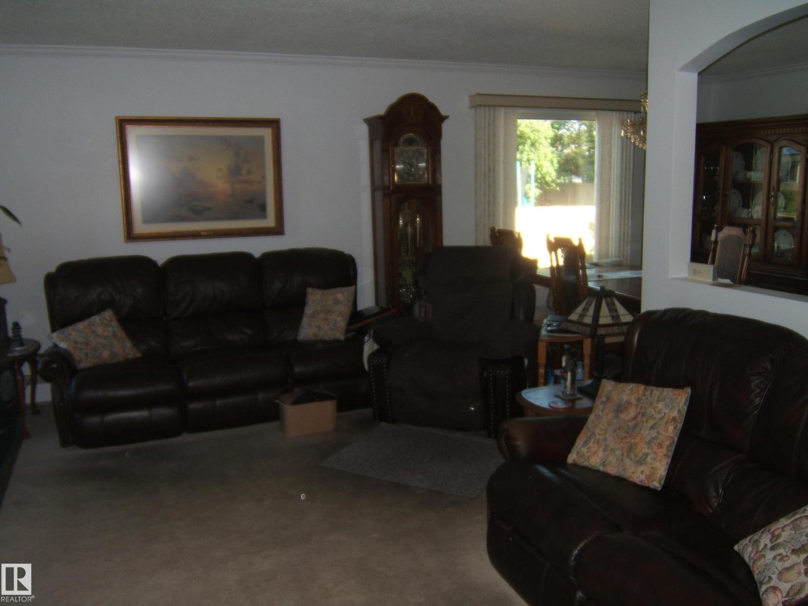 Photo 21 of 4807 54 Av, Two Hills AB