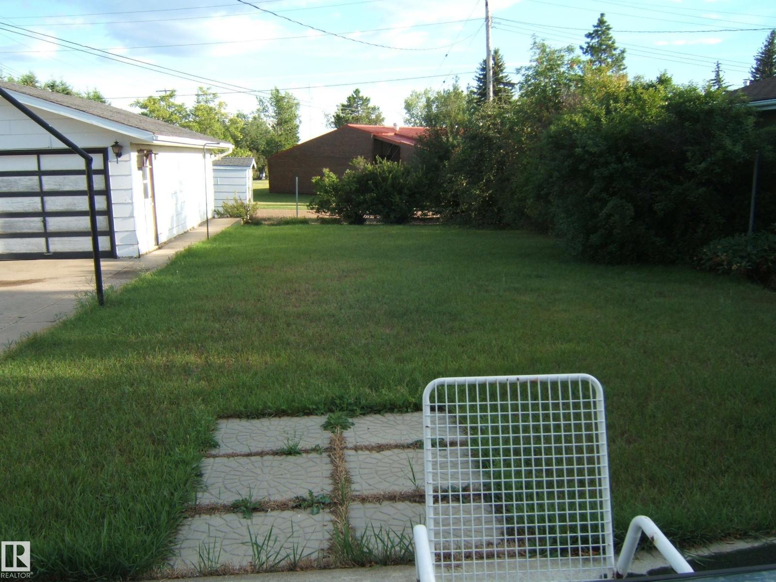 Photo 47 of 4807 54 Av, Two Hills AB