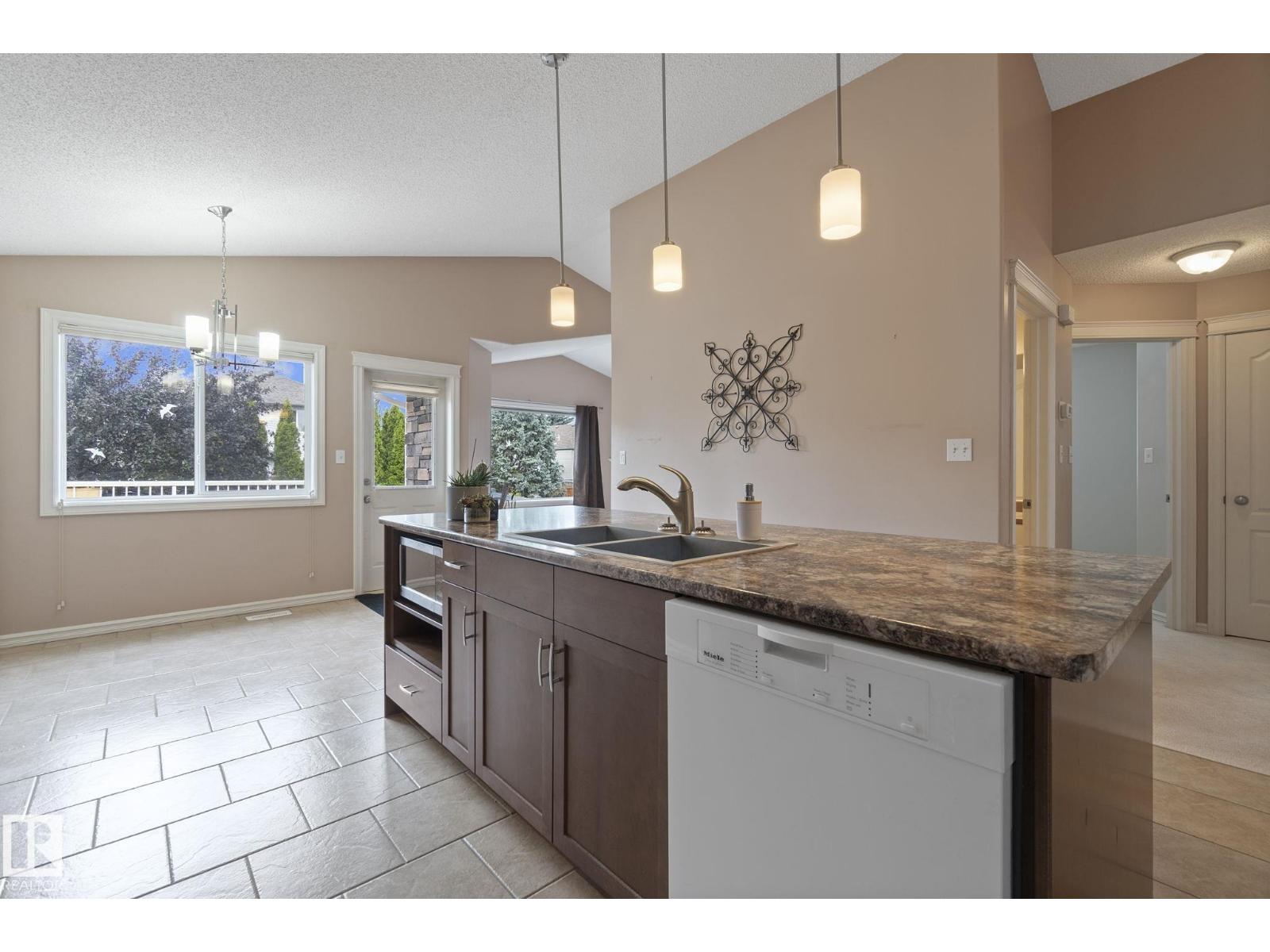 Photo 32 of 818 Barnes Link Li Sw, Edmonton AB