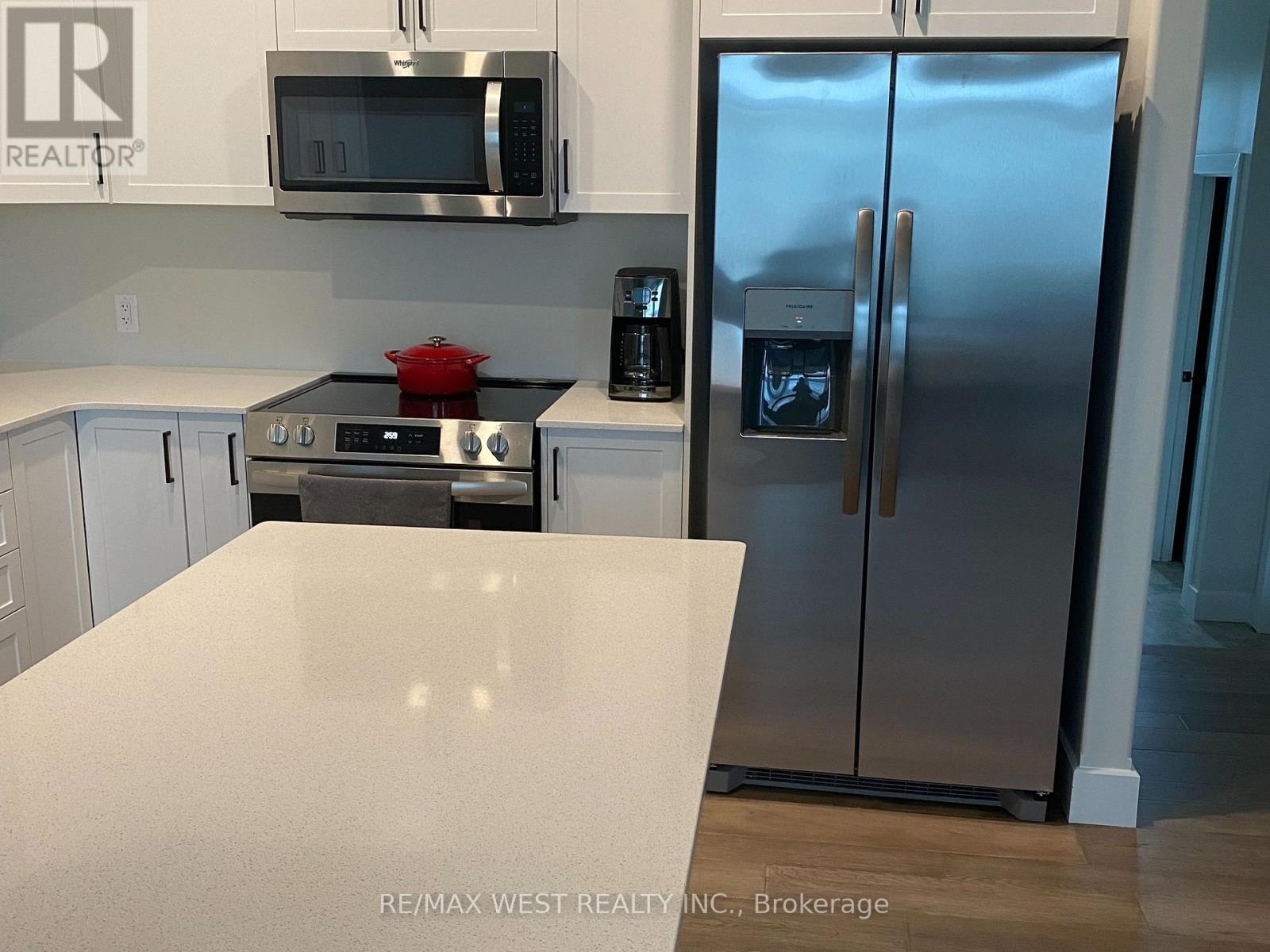 Photo 10 of 34 Dusenbury Drive, Loyalist ON
