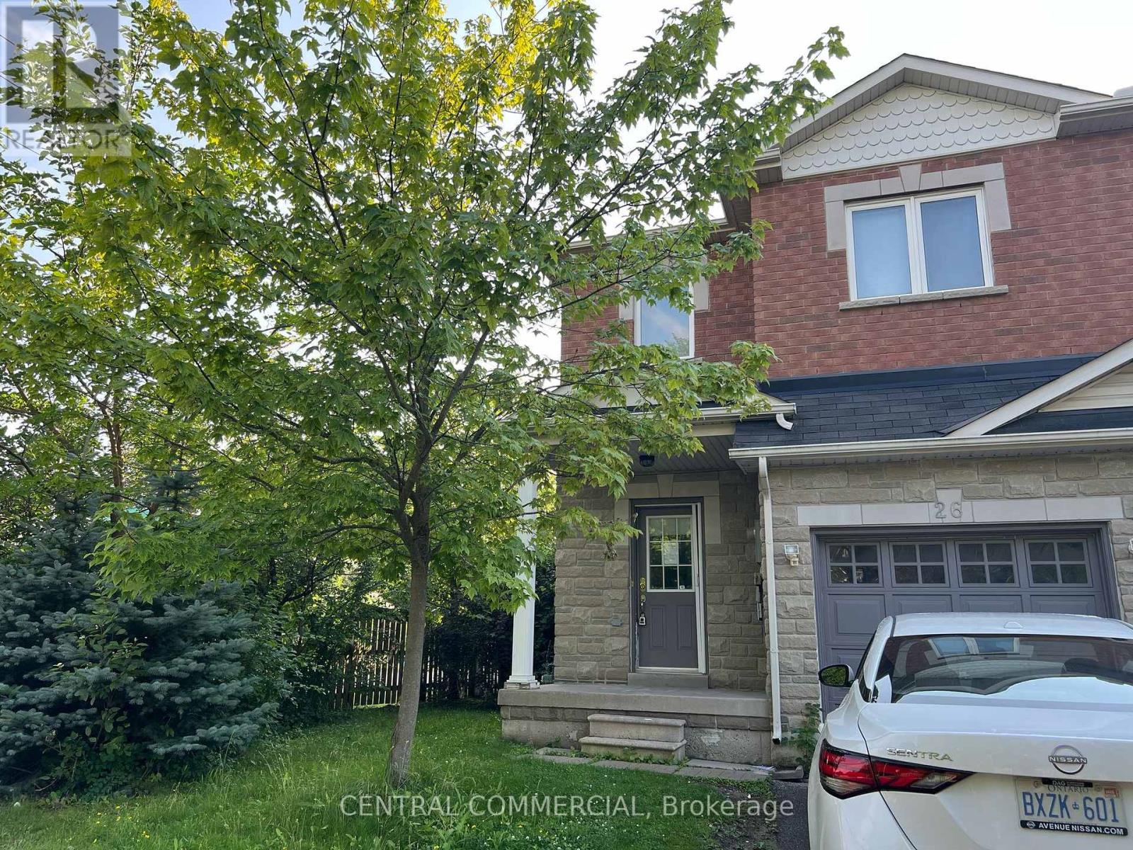 Photo 1 of 26 56 North Lake Road W, Richmond Hill ON