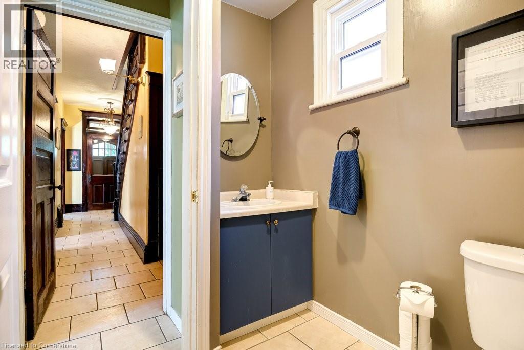 Photo 18 of 230 Mary Street, Hamilton ON