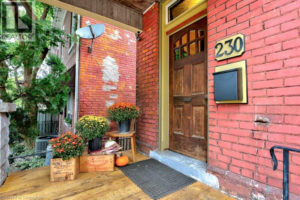 Photo 3 of 230 Mary Street, Hamilton ON