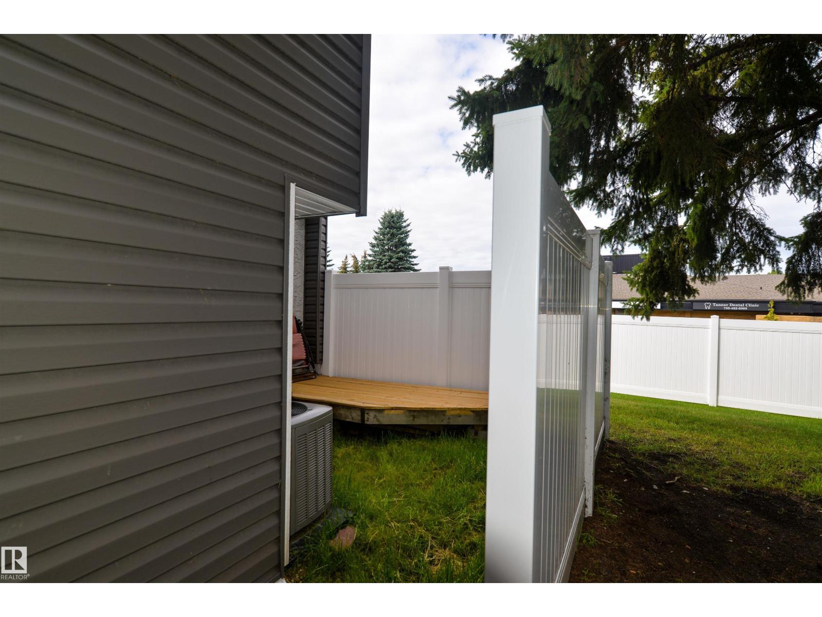 Photo 25 of 5658 19 A Av Nw, Edmonton AB
