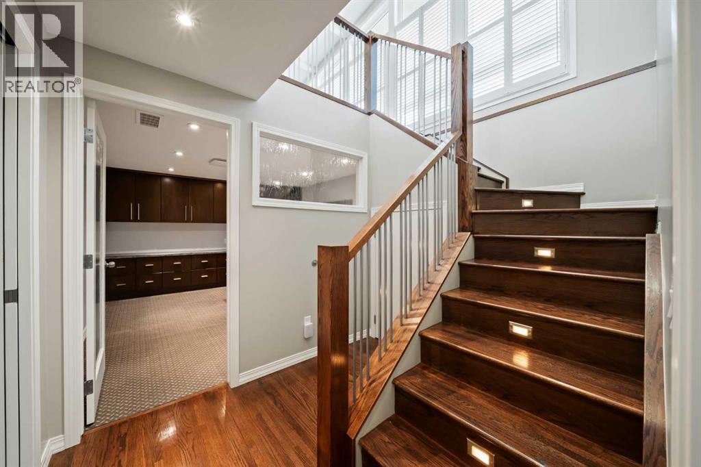 Single Family House Bungalow for Sale in  Malibou Road SW Mayfair Calgary 