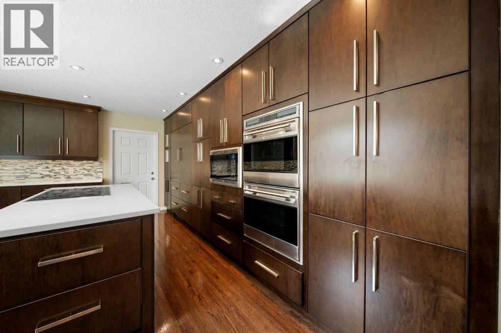 Single Family House Bungalow for Sale in  Malibou Road SW Mayfair Calgary 