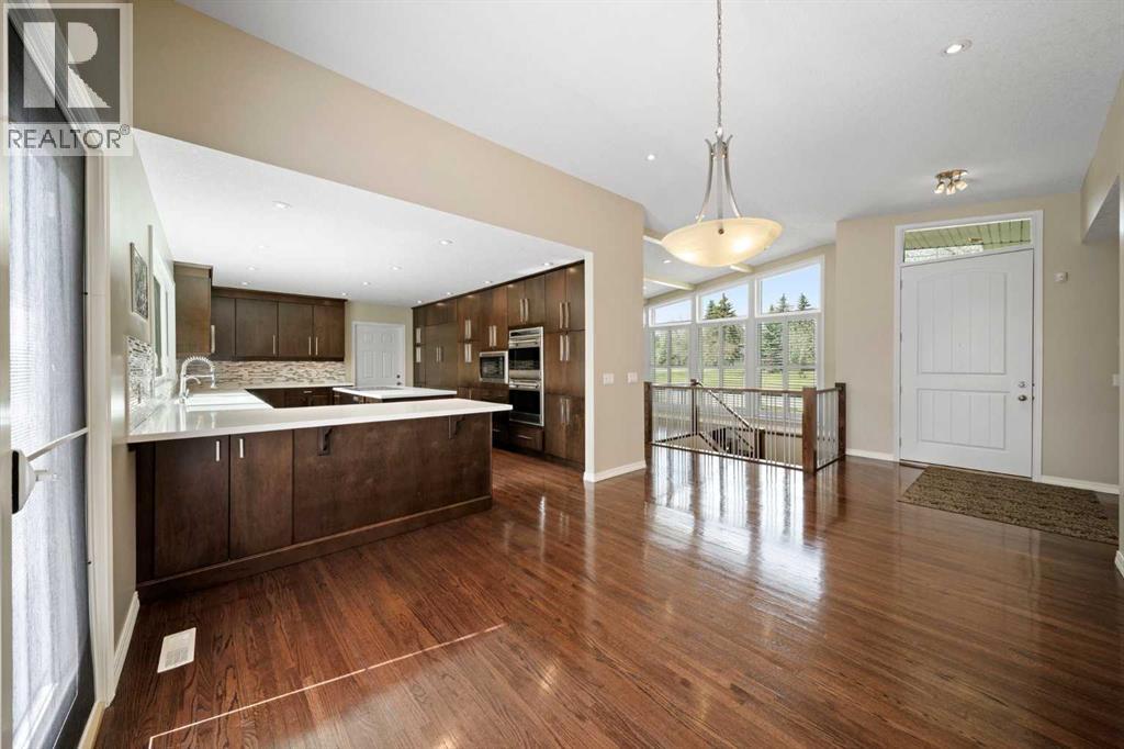 Single Family House Bungalow for Sale in  Malibou Road SW Mayfair Calgary 